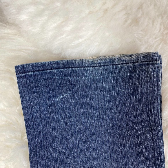 Giordano Woman's Drop Waist Boot Cut Jeans Sz 24 - Picture 6 of 7